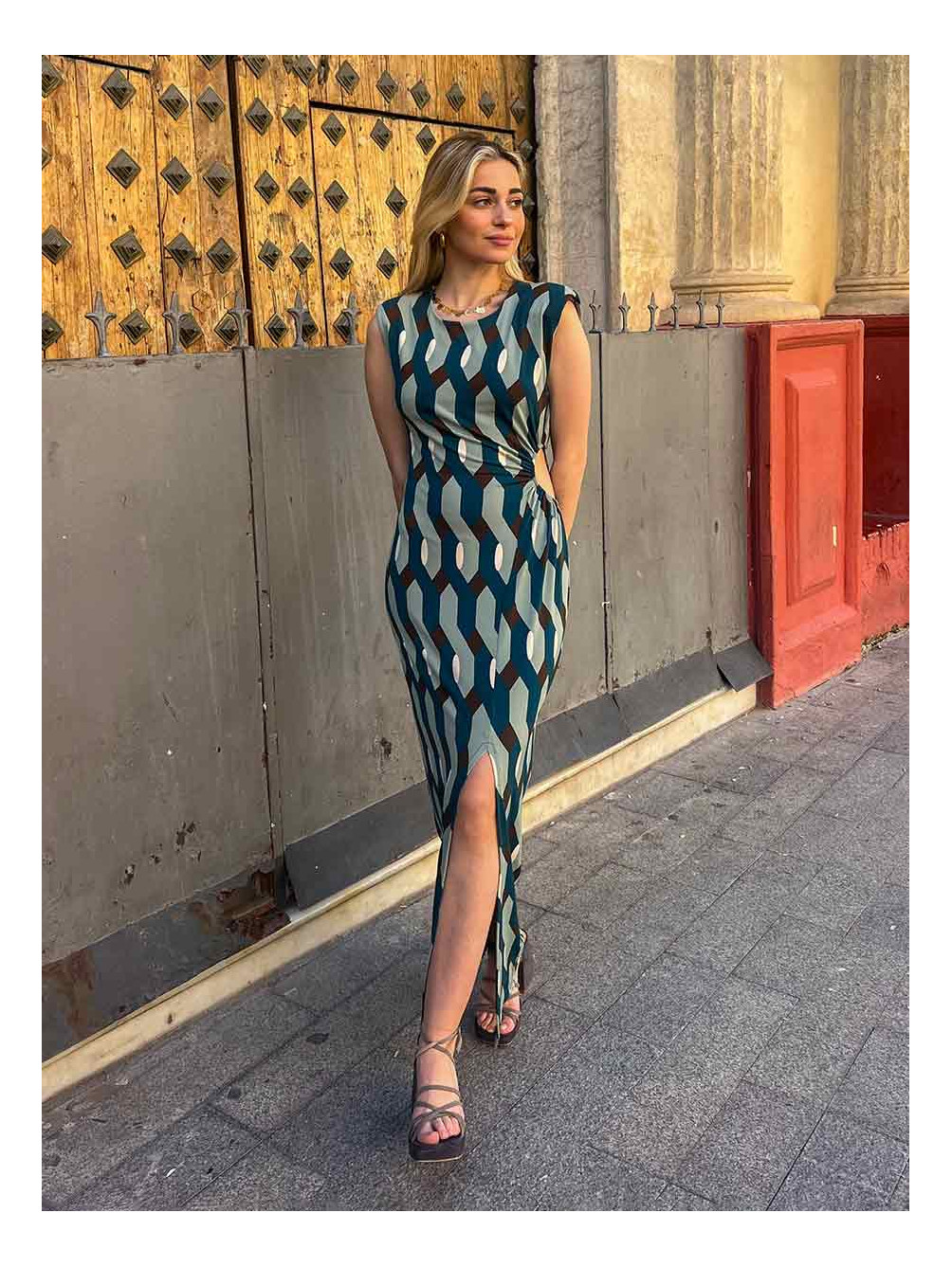 VESTIDO MIDI CUTOUT ESTAMPADO - 5