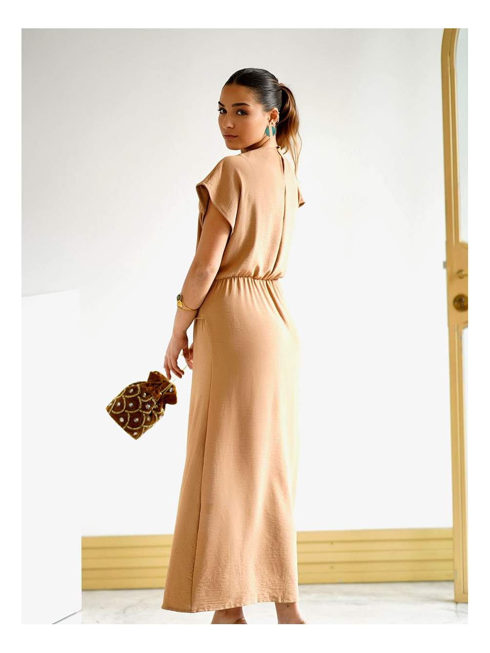 ROBE MIDI ACINTURADO - 3