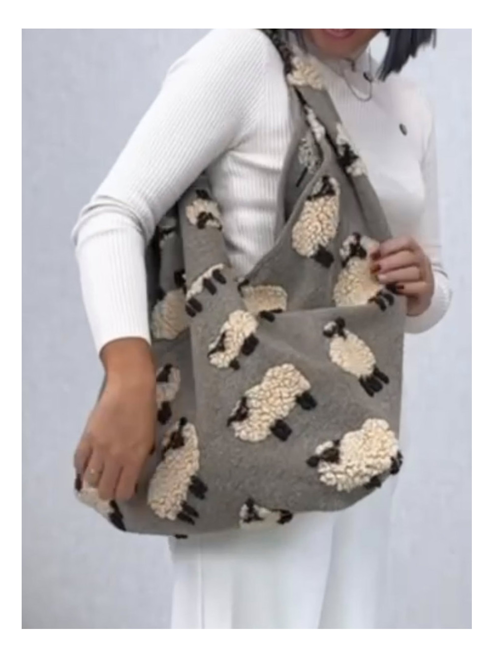 Bolso Maxi Teddy Ovejas, Bolso Grande, Bolso Gris, Mariquita Trasquilá