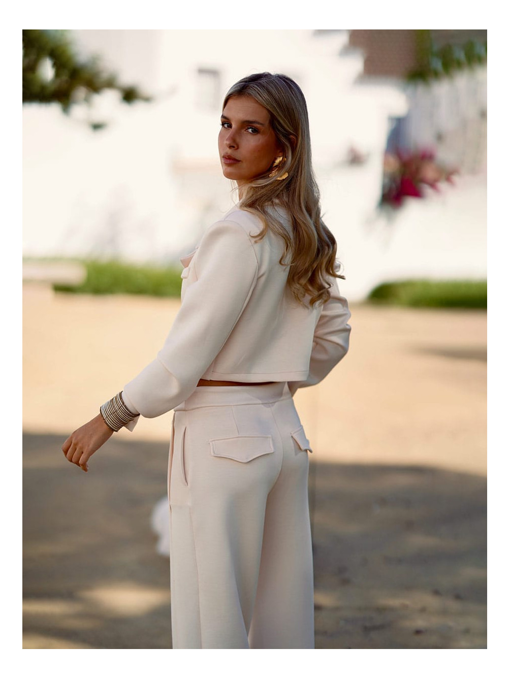 Traje Miracle, Traje Beige Mujer, Traje de Chaqueta Beige, Mariquita Trasquilá